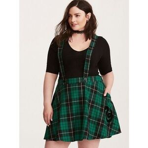 Harry Potter. Slyerin Plaid Skirt With Overall Straps Plus Size. Size 24
